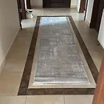 Corner Luxury *